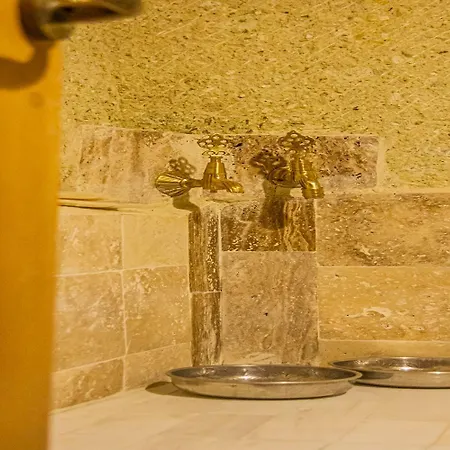 Junior Ottoman Cave Ürgüp