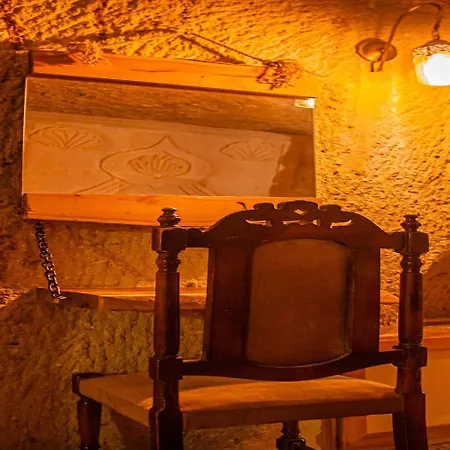 Junior Ottoman Cave *