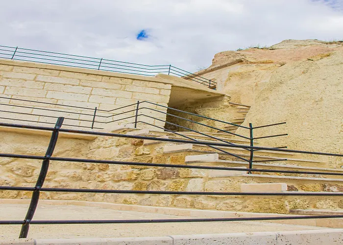 Bed and breakfast Junior Ottoman Cave